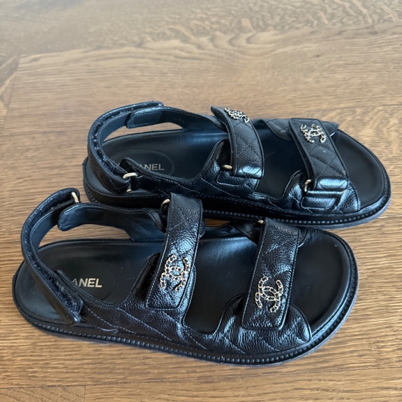 CHANEL - CHANEL DAD SANDALS BLACK - Picture 3 of 8